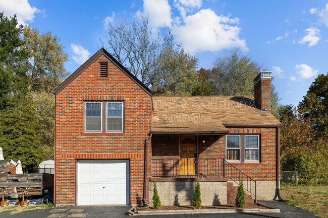 property at 1150 N Florissant Rd