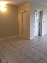 1635 SW Silver Pine Way-Unit -F2 in Palm City, FL - Building Photo - Building Photo