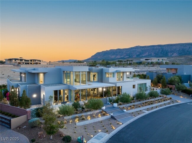 14 Magic Stone Ln in Las Vegas, NV - Building Photo - Building Photo