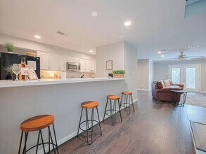 14688 Perthshire Rd in Houston, TX - Building Photo - Building Photo
