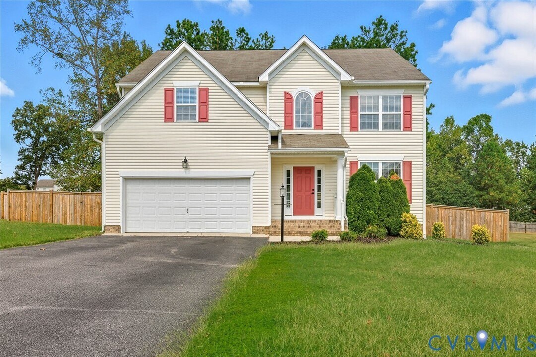 22030 Lake Jordan Dr in Petersburg, VA - Building Photo