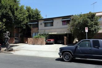 628 N Hayworth Ave in Los Angeles, CA - Building Photo - Building Photo