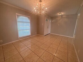 502 Erna Dr in Converse, TX - Building Photo - Building Photo