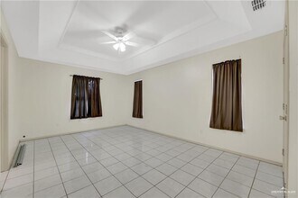 20 Via Sol Dr in Edinburg, TX - Building Photo - Building Photo