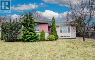 542 Trudale Ct in Oakville, ON - Building Photo