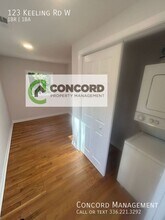 123 Keeling Rd W in Greensboro, NC - Building Photo - Building Photo