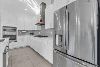 10890 Shore St in Parkland, FL - Building Photo - Building Photo