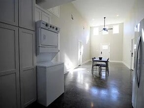 709 Maple St in Commerce, TX - Building Photo - Building Photo