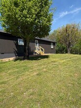 209 Summit Rd in Madisonville, TN - Building Photo - Building Photo