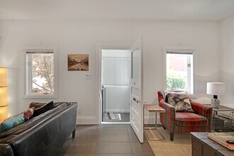 7 Ways Ln in Toronto, ON - Building Photo - Building Photo