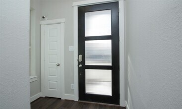 12502 Malachite Wy in Houston, TX - Foto de edificio - Building Photo