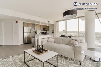 8421 Broad St, Unit FL7-ID813 in McLean, VA - Building Photo - Building Photo