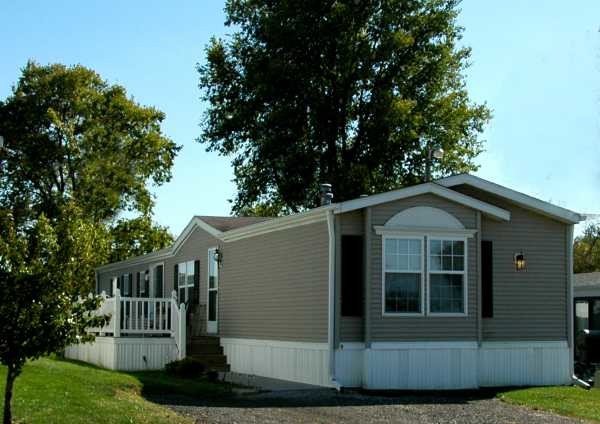 2368 W 148th St S, Unit 2 in Mitchellville, IA - Foto de edificio - Building Photo