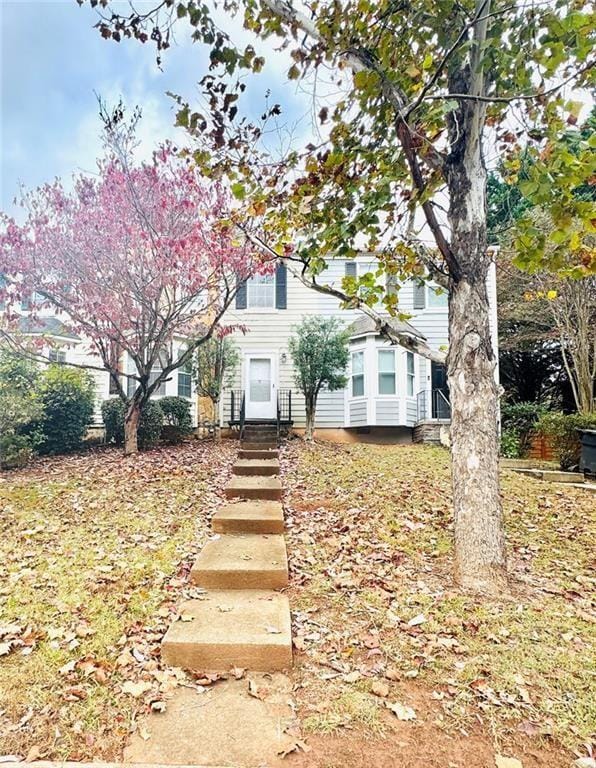 property at 146 Willow Stream Ct