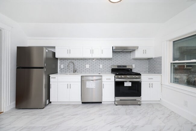 property at 5 Chauncy St