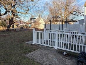 475 Marconi Blvd in Copiague, NY - Building Photo - Building Photo