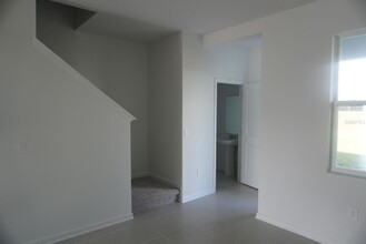 2975 Maloof Dr in Davenport, FL - Building Photo - Building Photo