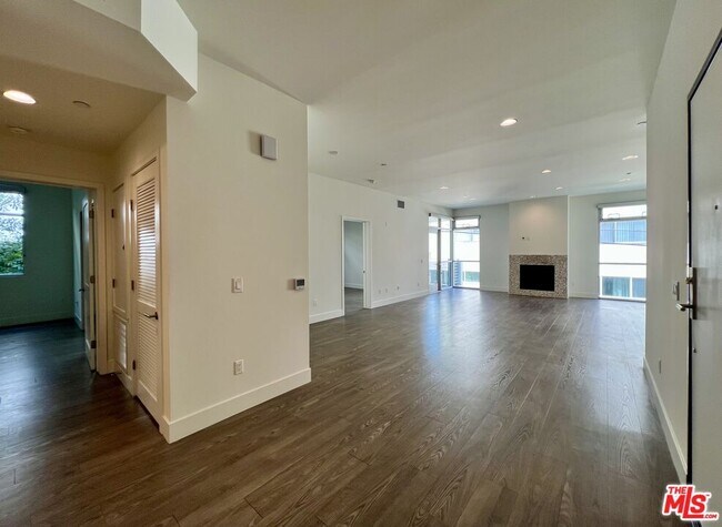 1232 Kings Rd in West Hollywood, CA - Building Photo - Building Photo