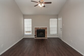 12500 Sandpiper Dr in Houston, TX - Building Photo - Building Photo