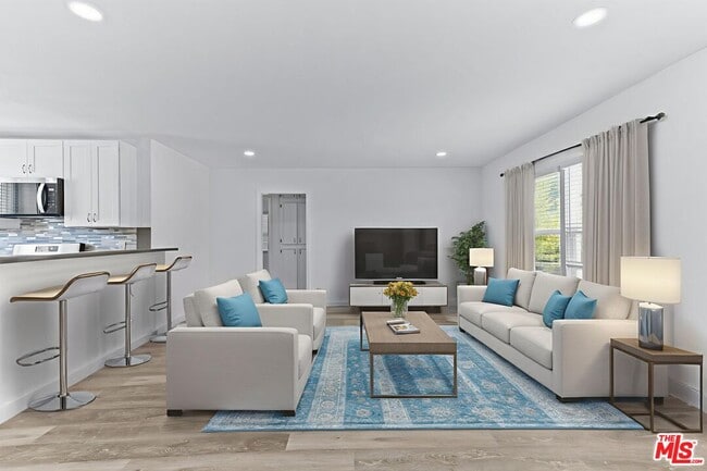 property at 11031 Hatteras St
