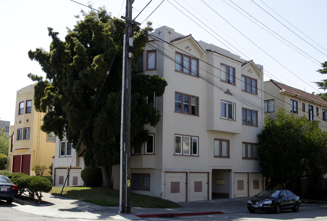 Park Place Apartments in Oakland, CA - Foto de edificio