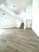 17415 NW 75th Pl in Hialeah, FL - Building Photo - Building Photo