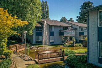 The Lakes at Fife in Fife, WA - Building Photo - Building Photo