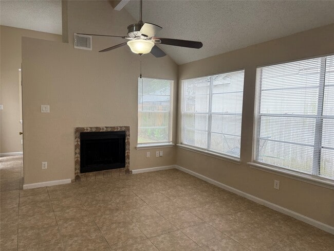 11530 Springshire Dr in Houston, TX - Building Photo - Building Photo