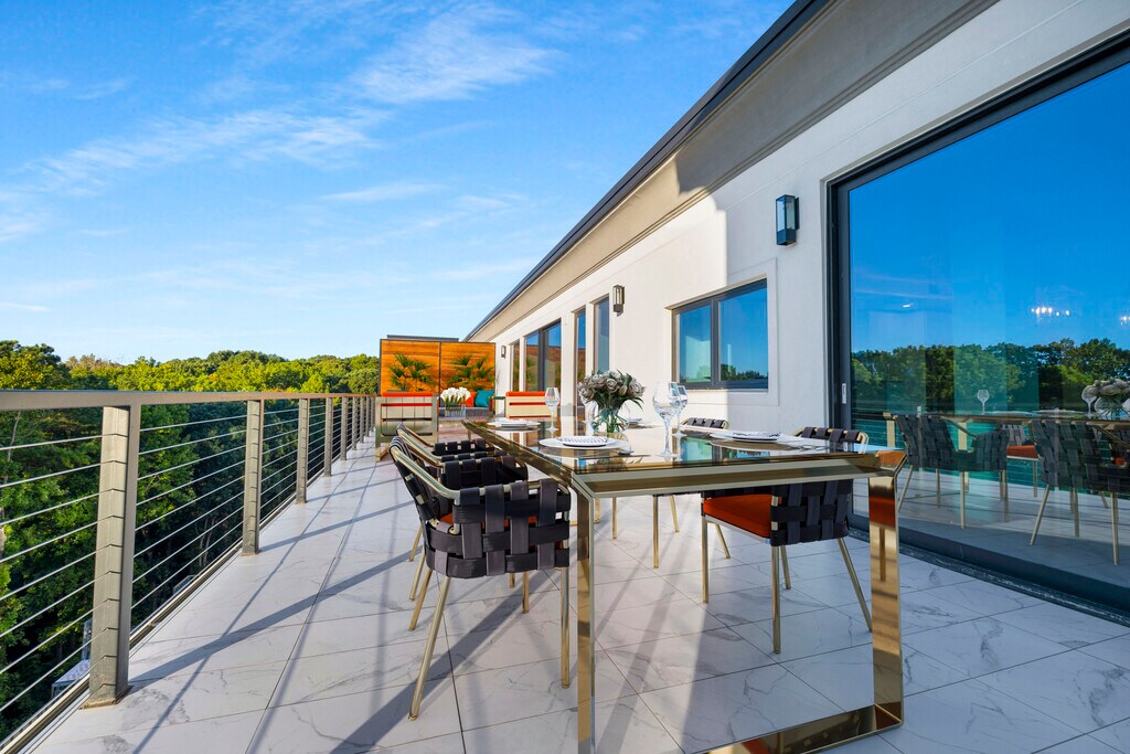 Ilion Apartments in Marietta, GA