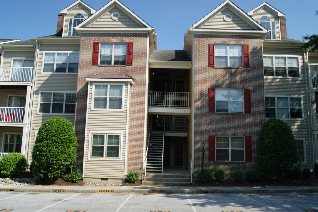 2311 Falls Gable Ln in Baltimore, MD - Building Photo