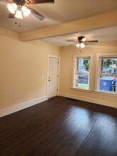 114 E Main St in Middletown, NY - Building Photo - Building Photo
