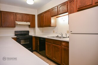 3504 11th Ave N in Grand Forks, ND - Building Photo - Building Photo