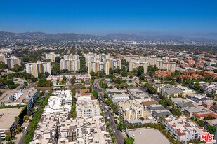 5670 Wilshire Blvd in Los Angeles, CA - Building Photo
