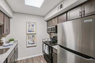 Vetra 5480 in Indianapolis, IN - Building Photo