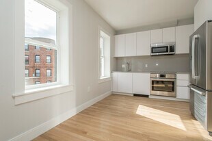 31 South St, Unit 7 in Boston, MA - Building Photo