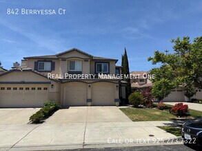 842 Berryessa Ct in Livermore, CA - Building Photo - Building Photo