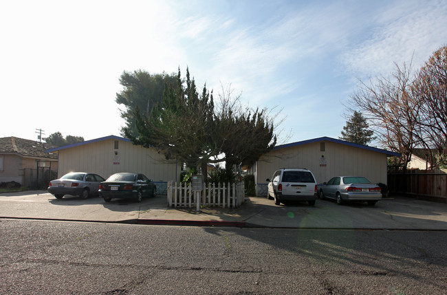 260 Wayside Dr in Turlock, CA - Building Photo - Building Photo