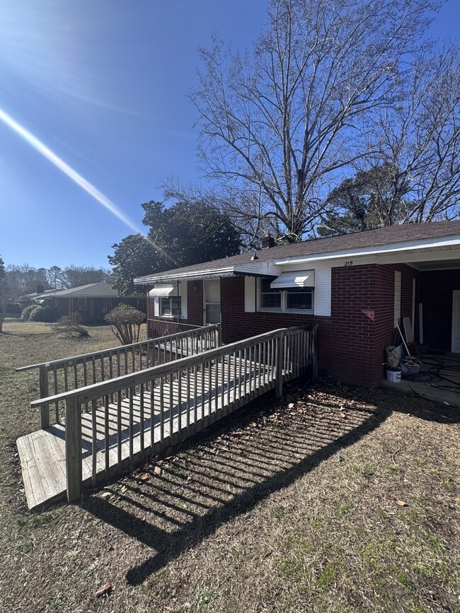 property at 215 Alabama Ave