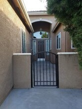 5697 W Birch Ave in Fresno, CA - Building Photo - Building Photo