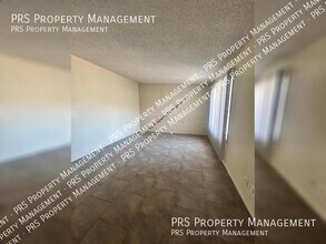 1319 E Campus Dr in Tempe, AZ - Building Photo - Building Photo