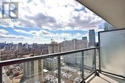 125-2125 Redpath Ave in Toronto, ON - Building Photo - Building Photo