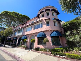212 N Coast Hwy, Unit 6 in Laguna Beach, CA - Building Photo