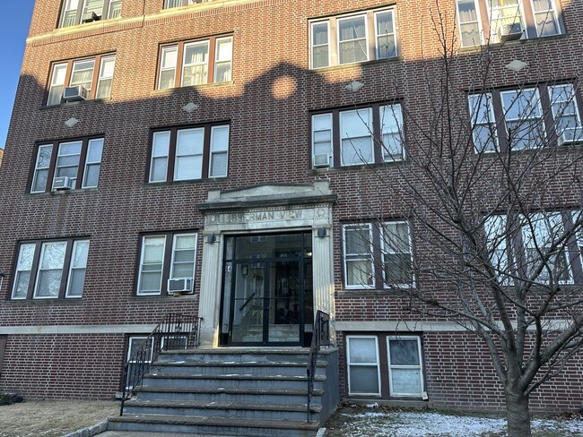 Sherman View in Jersey City, NJ - Foto de edificio - Building Photo