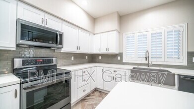 1891 E Oasis Dr in Tempe, AZ - Building Photo - Building Photo