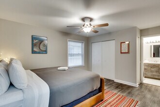 226 S Hoyne Ave in Chicago, IL - Building Photo - Building Photo