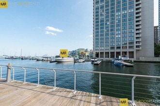 85 E India Row in Boston, MA - Building Photo - Building Photo