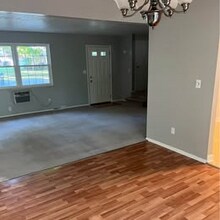 1267 Rosewood Dr NE in Warren, OH - Building Photo - Building Photo