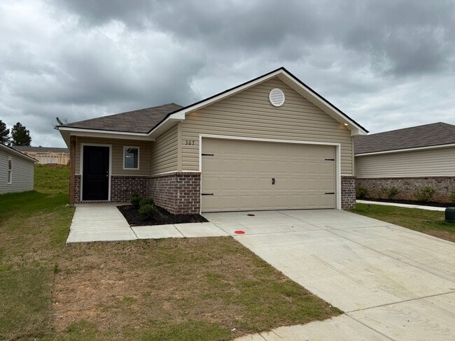 property at 307 Puyallup Rd