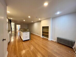 148 Webster Ave in Jersey City, NJ - Building Photo - Building Photo