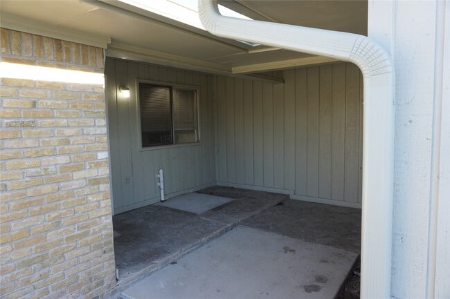 property at 1915 Normal Park Dr